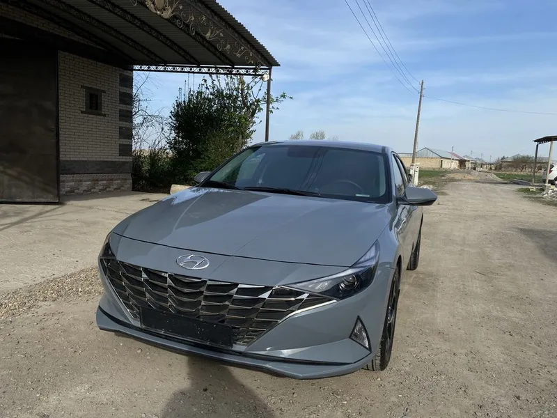 Elantra hyundaii
