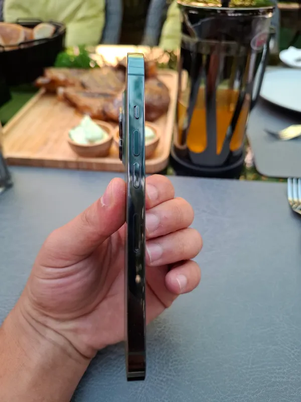iPhone 13 Pro 1