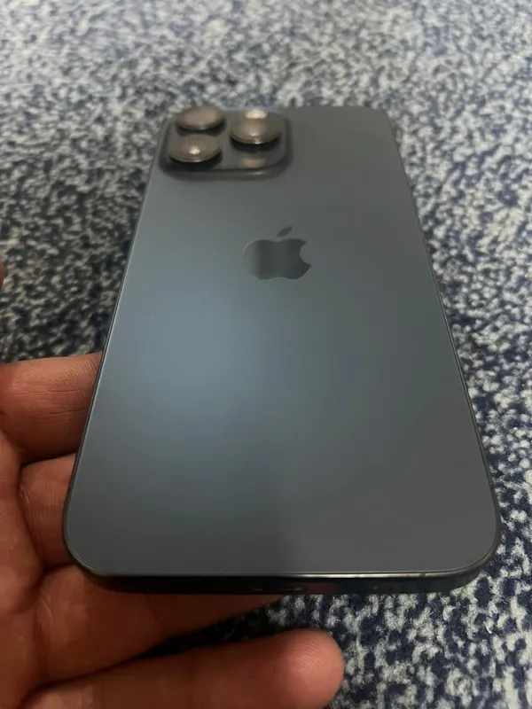 Iphone 15 pro max — фото 1