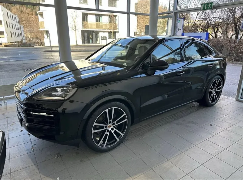Porsche Cayenne Coupe 2026 2 Porsche Cayenne Coupe 2026 2