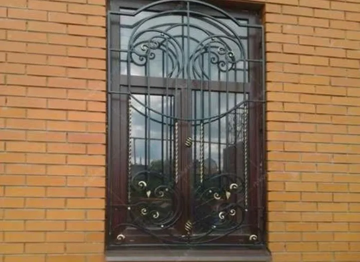 Naves reshotka perila hizmati