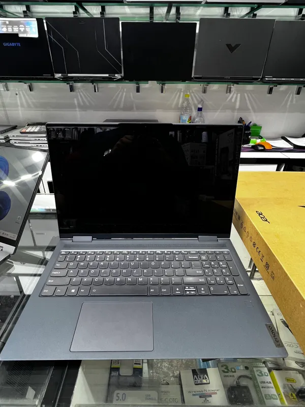 Lenovo Yoga Core i5 360 2