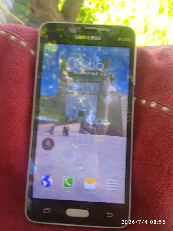 Tlfon bor 7j Samsung