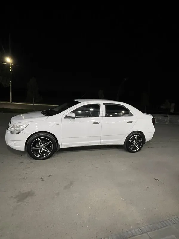 Chevrolet Cobalt 5