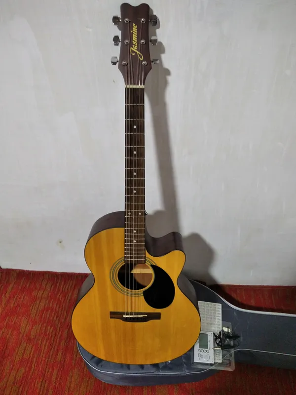 Yangi gitara JasmineS34C(Takamine)Tyuner komplektd Yangi gitara JasmineS34C(Takamine)Tyuner komplektd