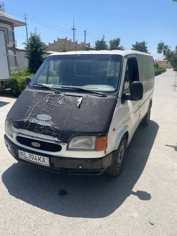 Ford sotiladi srochna