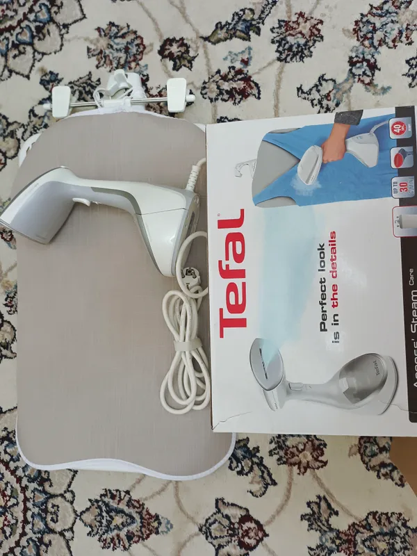 Паровой утюг бренда Tefal 2 Паровой утюг бренда Tefal 2