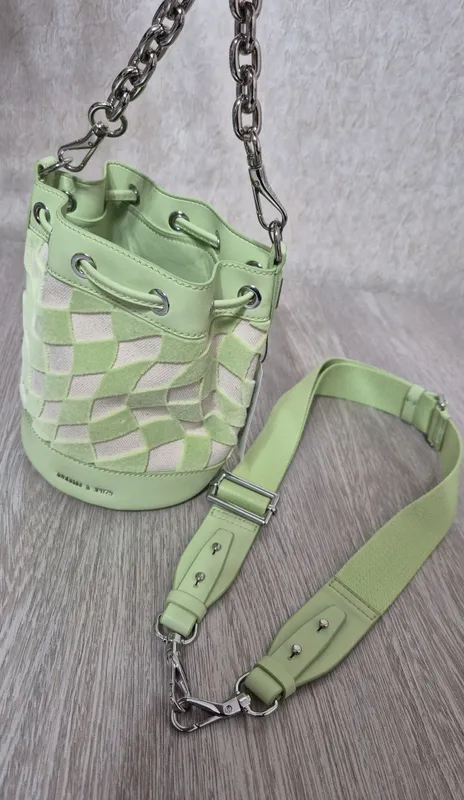 Сумка Charles & Keith — фото 1