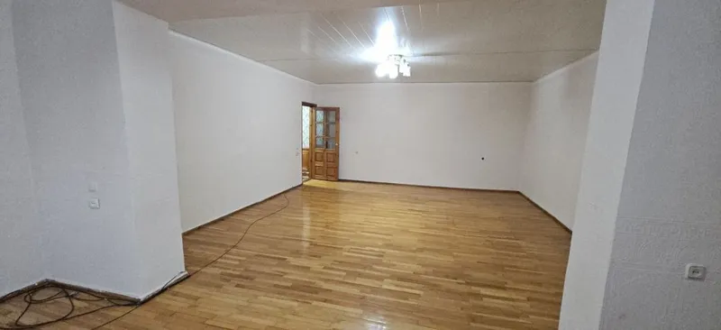 Банковская 4х комнатная 140м² . Срочная продажа — фото 1