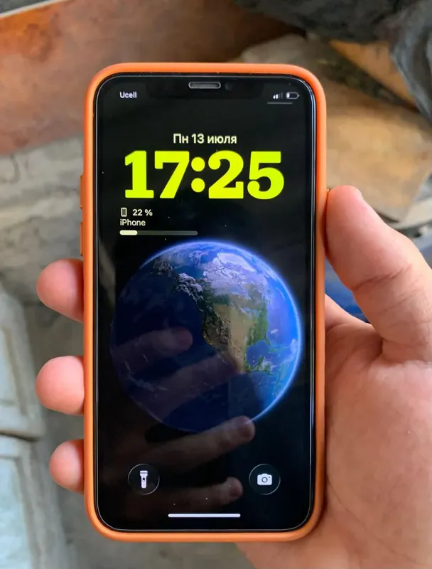 iphone 11 pro 2