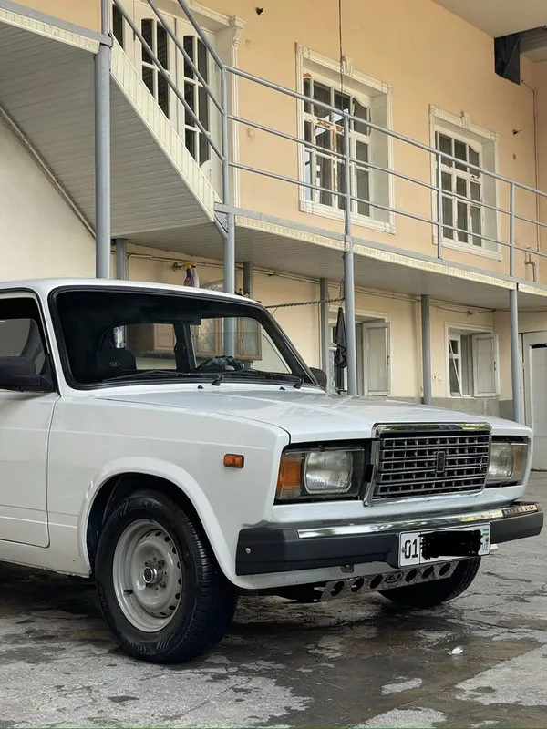 Vaz 2107 sotiladi 4 Vaz 2107 sotiladi 4