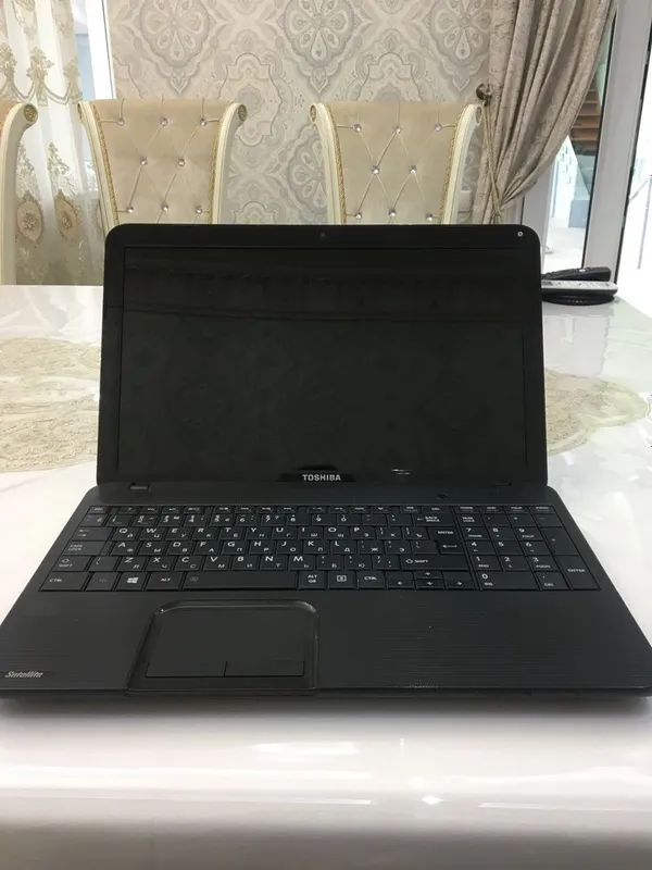 TOSHIBA Satellite — фото 1