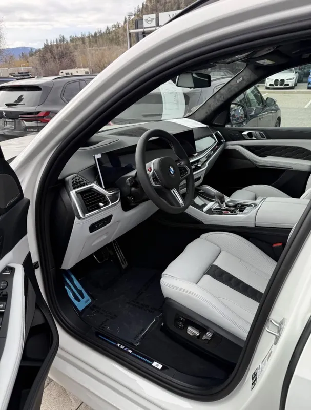 Срочно BMW X5 M Competition 2026 White BMW X5 M Competition Oq salon — фото 7