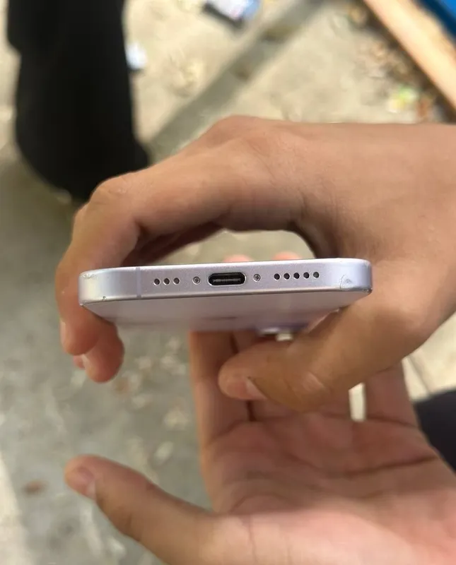 iPhone 17. eSIM, 256 ГБ. Коробка, документы 3 iPhone 17. eSIM, 256 ГБ. Коробка, документы 3