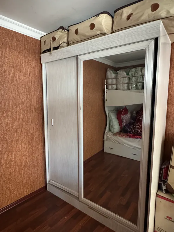 кровать и шкаф для детей