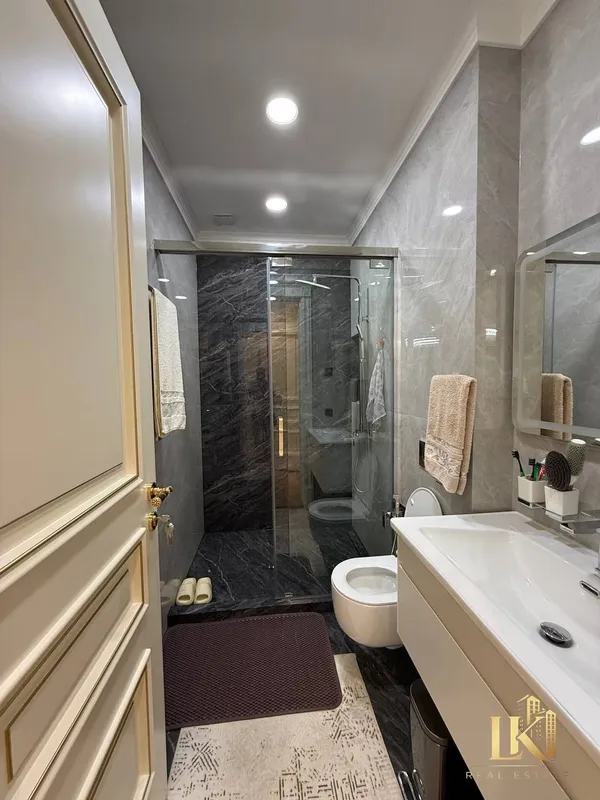 Продаётся 4-комнатная квартира 171 м², 3/9, с ремонтом (Юнусабадский р-н, ориентир: Алайский базар) 7