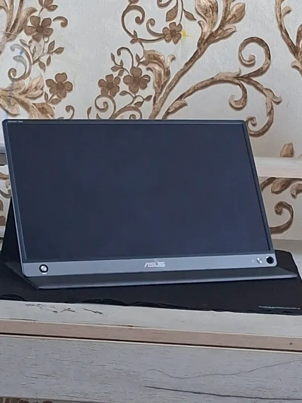 Monitorni shoshilinch sotaman