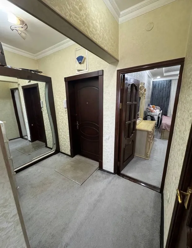 Продаётся 1 комнатная Хамза с удобствами — фото 3