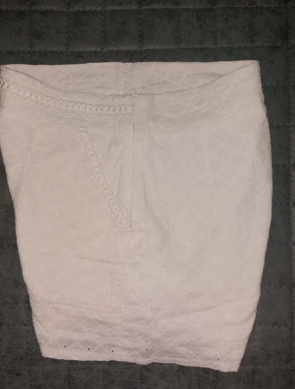 ayollar shortilari 4 ayollar shortilari 4