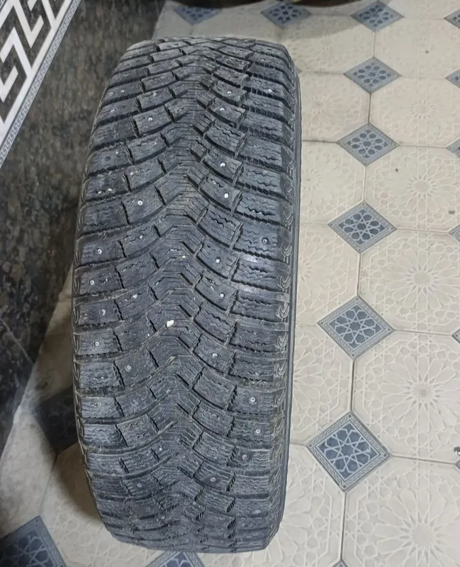 Продаются шины Michelin 2