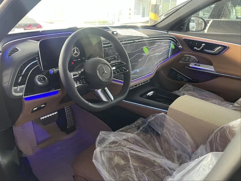 MERCEDES E300 AMG Line 4matic — фото 5