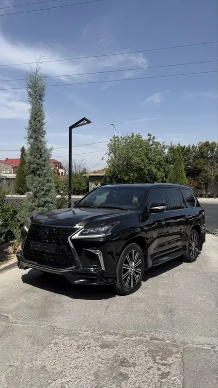 Lexus LX 570 kraskasi tozzasi
