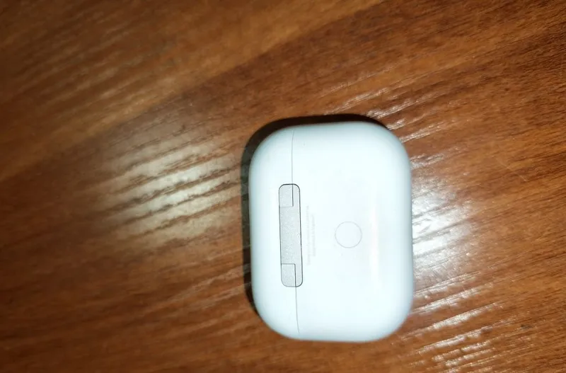 Airpods pro 2(type-c) 4 Airpods pro 2(type-c) 4