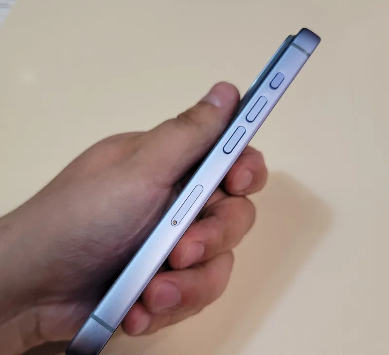 IPhone 15 Pro 18 Pro kõrpusda 2