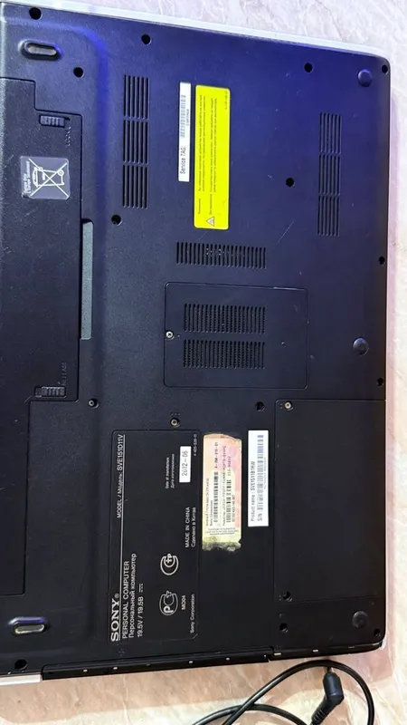 Sony Vaio 2010 йил — фото 2