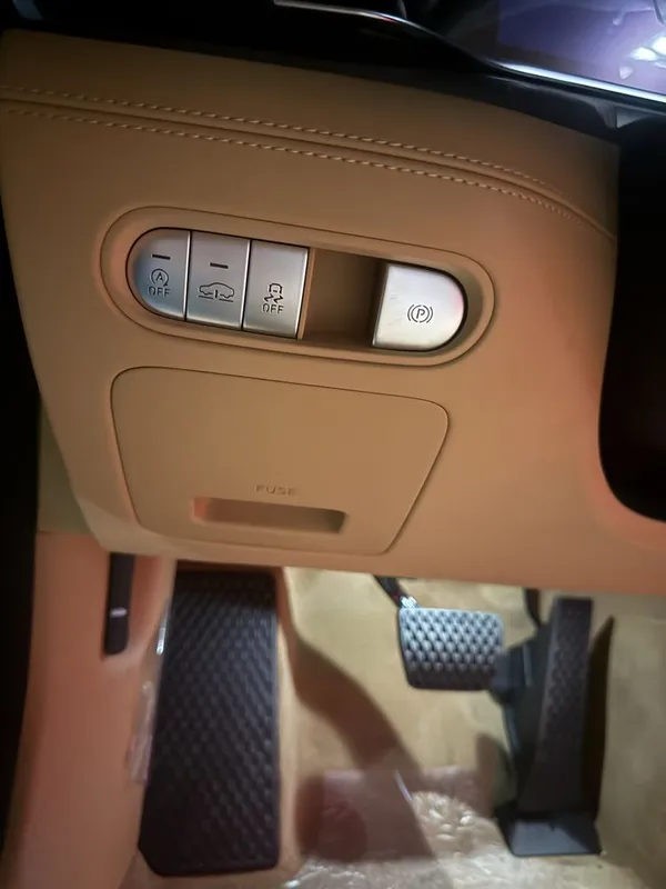 Genesis g90 SWB 2026 yil Yengi 8 Genesis g90 SWB 2026 yil Yengi 8