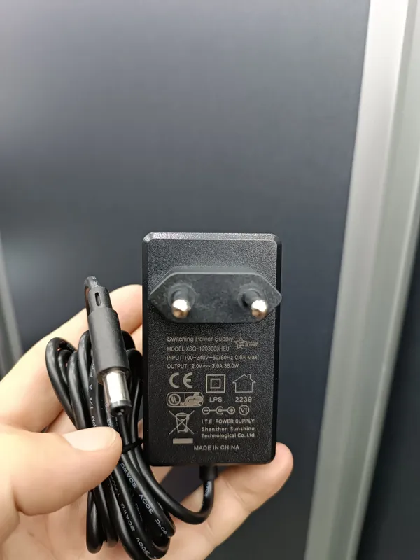 Скидка!Доставка! Блок питания/adapter 12 v 2 a original — фото 1
