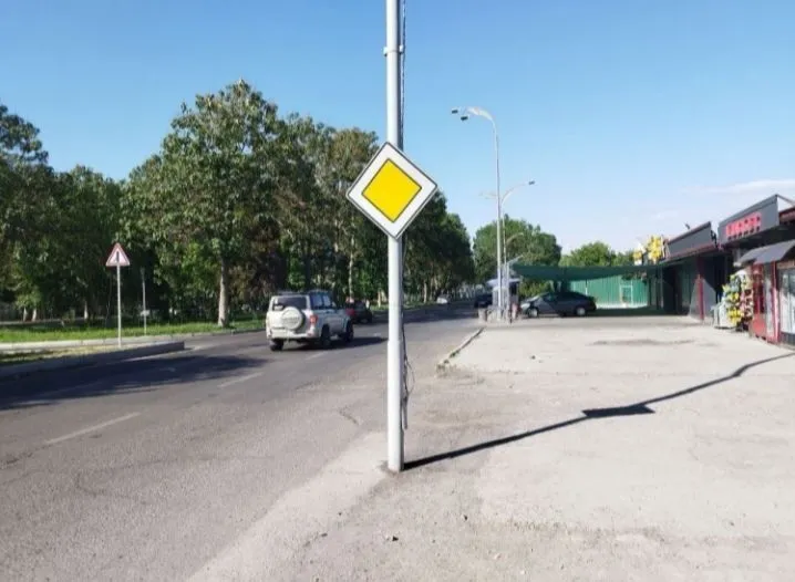 Продается земля 1-линия возле Айрапорта фасад 25м — фото 1
