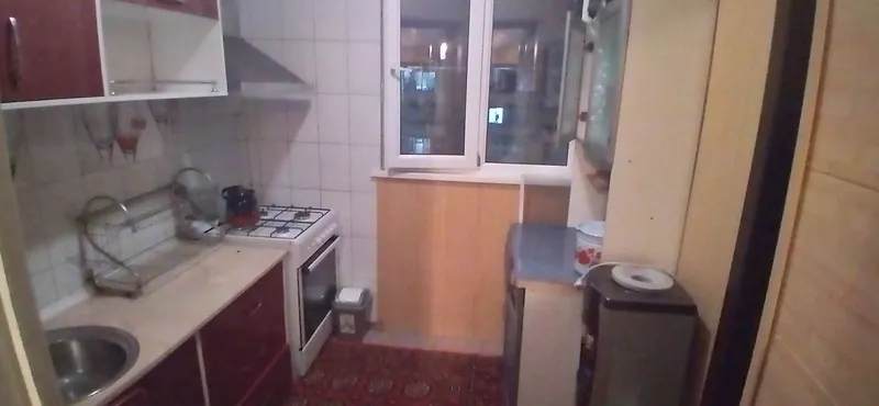 3/4/4 xonadon sotiladi, «Tinchlik» metrosi, 77-seriya, g‘ishtli uy 7 3/4/4 xonadon sotiladi, «Tinchlik» metrosi, 77-seriya, g‘ishtli uy 7