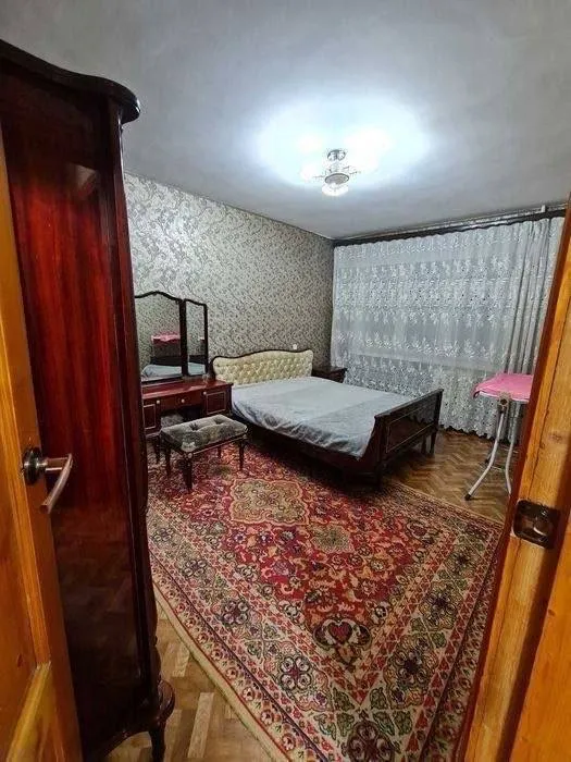 Максим Горький 3/3/4 70м2v vМетро БИЙ Кирпичный дом — фото 2