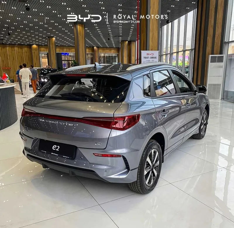 Yangi BYD E2 405km Luxe 2026 Rasmiy dilerdan kafolat bilan 4 Yangi BYD E2 405km Luxe 2026 Rasmiy dilerdan kafolat bilan 4