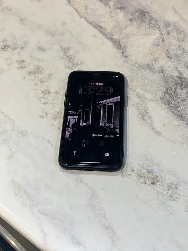 iPhone 11 pro 1