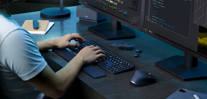 Беспроводная клавиатура Logitech MX Keys S 4 Беспроводная клавиатура Logitech MX Keys S 4