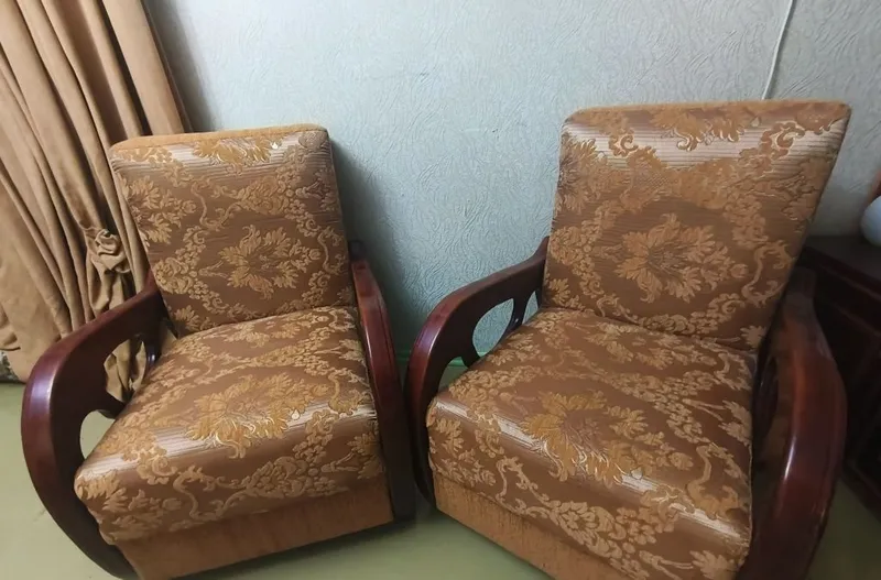 Ishlatilgan divan va kreslolar 1 Ishlatilgan divan va kreslolar 1