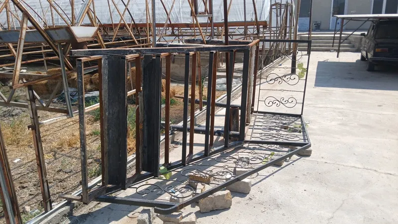 Naves. Va zina. Arzon narxlarda 2 Naves. Va zina. Arzon narxlarda 2