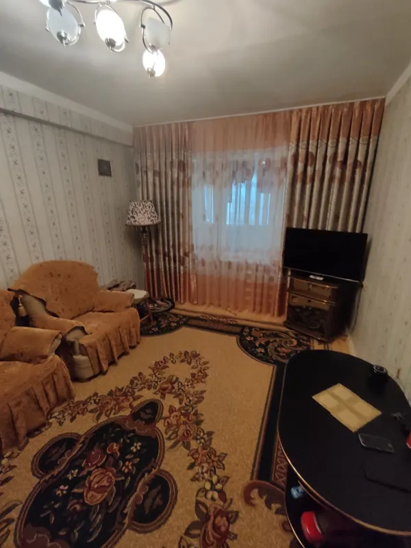 Продаю свою квартиру 60кв Зарафшан 12.19 **.