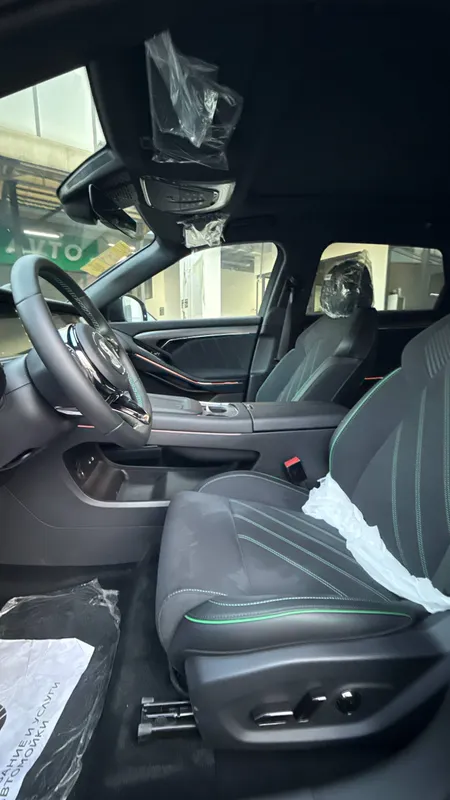 Voyah Free Hybrid (2026) — 1221 km masofa, Yangi Premium Krossover! 5 Voyah Free Hybrid (2026) — 1221 km masofa, Yangi Premium Krossover! 5