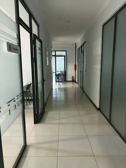 Коммерческое помещение 1400 м2 в Яккасарайском районе — фото 4
