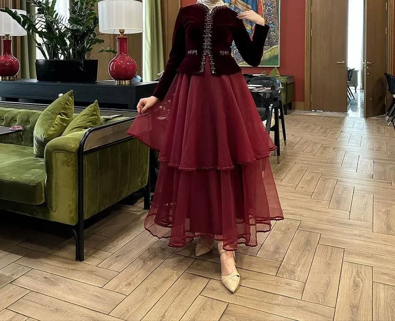 ayollar vecherniy koʻylagi