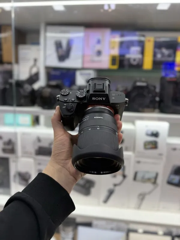 Sony a 7 III + Tamron 17-28 f2.8 Di III RXD — фото 1