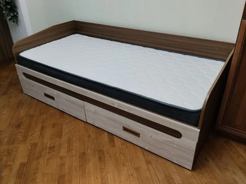 Кровать 90×200 с ящиками + ортопедический матрас |отличное состояние — фото 2
