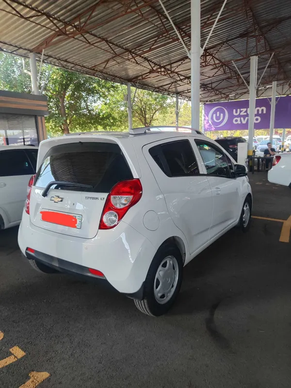 Spark avtomat 2020 yil 7.700$