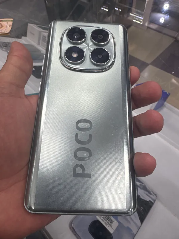 Poco 1 Poco 1