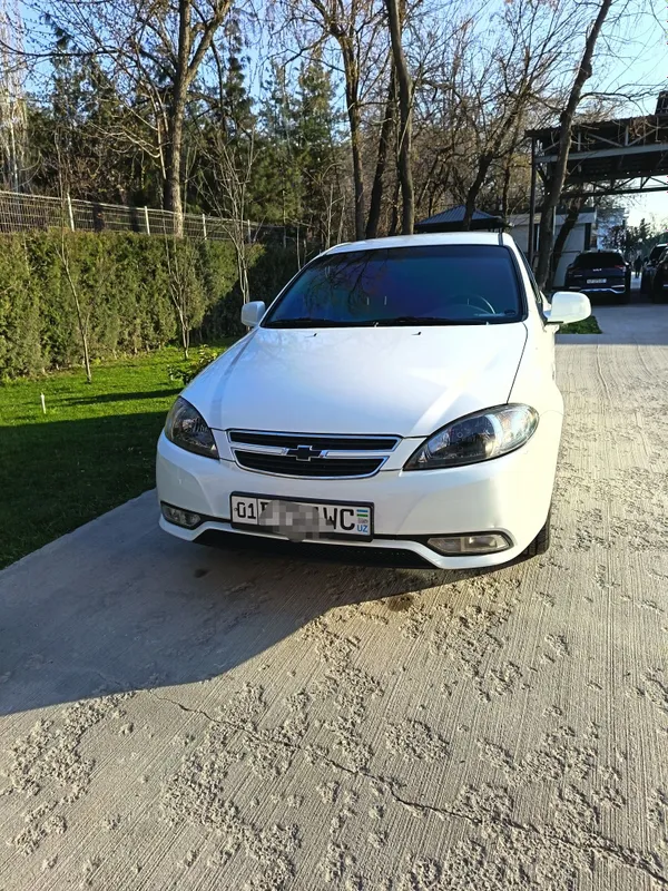Lacetti 1.5 mexanika 2022-yil 11200$ 6 Lacetti 1.5 mexanika 2022-yil 11200$ 6