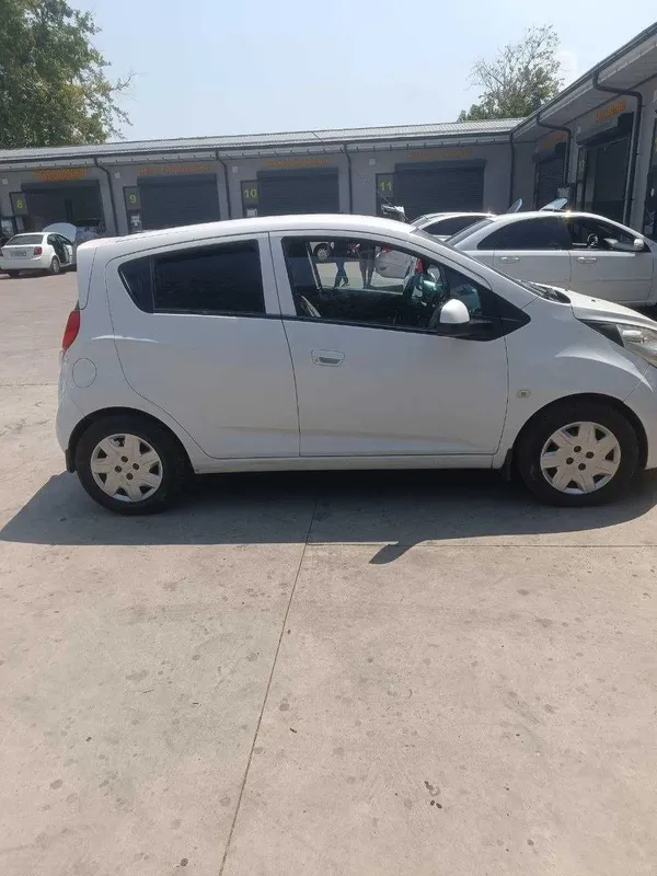 Продам chevrolet spark 2011 8 Продам chevrolet spark 2011 8