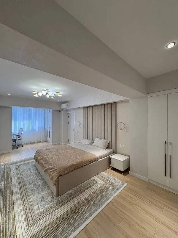 сдаётся квартира. ЦУМ 2/9/9. 78м². Евро ремонт — фото 4